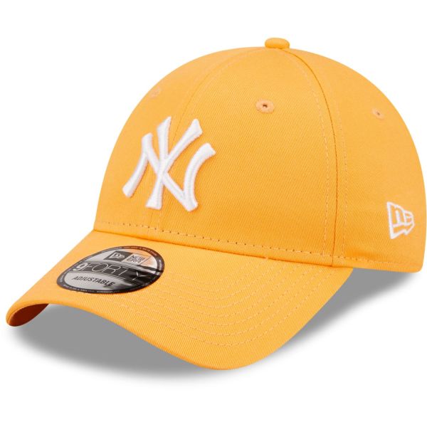 New Era 9Forty Strapback Cap - New York Yankees gold