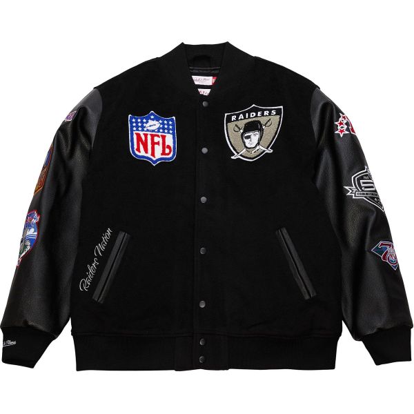 Mitchell & Ness Varsity Jacke BLACKOUT Oakland Raiders
