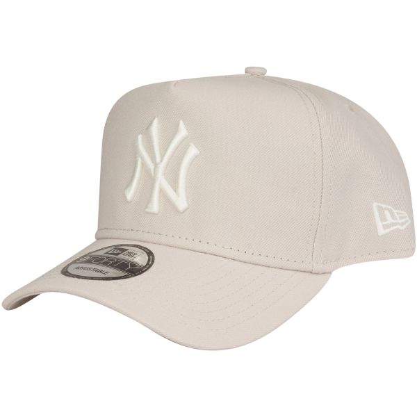 New Era 9Forty Snapback Trucker Cap - New York Yankees stone