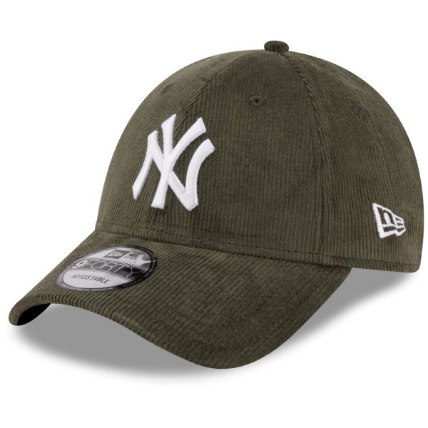 New Era 9Forty Strapback Cap - CORD New York Yankees oliv