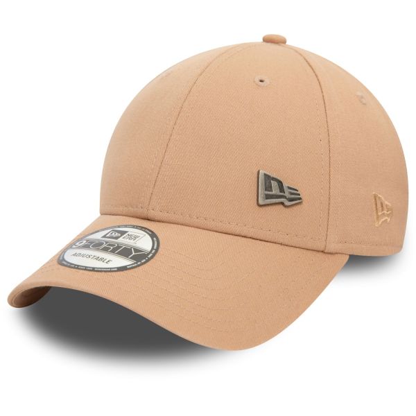 New Era 9Forty Strapback Cap - METAL PIN BADGE beige