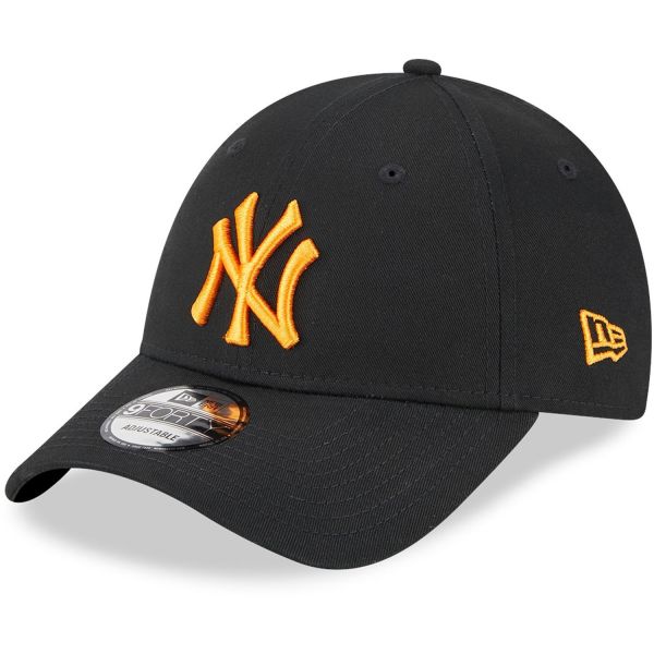 New Era 9Forty Strapback Cap - New York Yankees schwarz