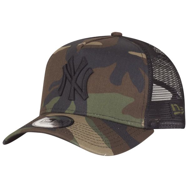 New Era Adjustable Trucker Cap - New York Yankees wood camo