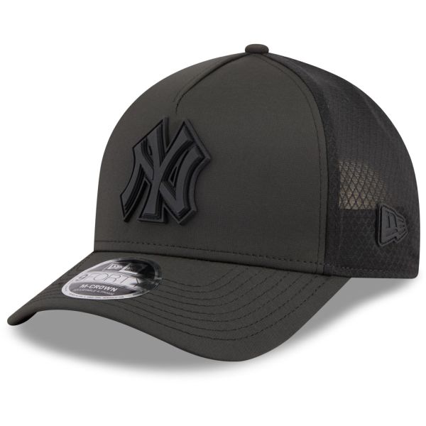 New Era 9Forty M-Crown Trucker Cap New York Yankees black
