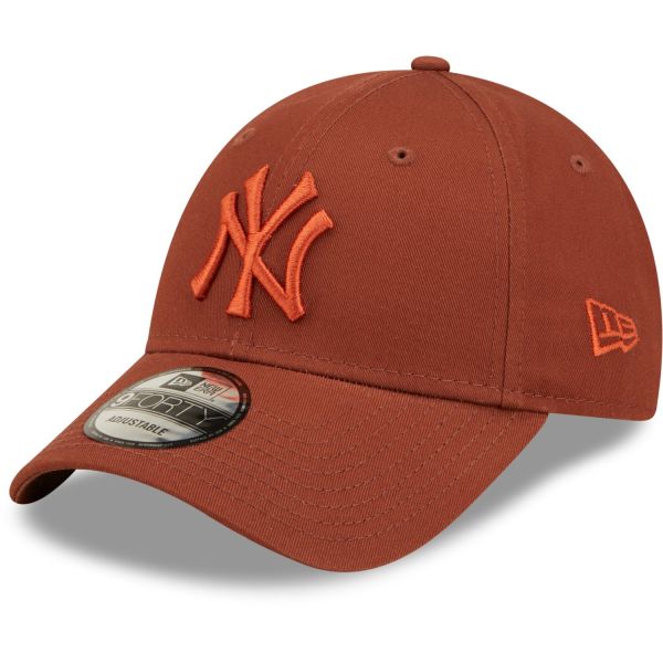 New Era 9Forty Strapback Cap - New York Yankees dark brown