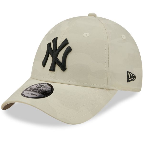 New Era 9Forty Strapback Cap - New York Yankee white camo