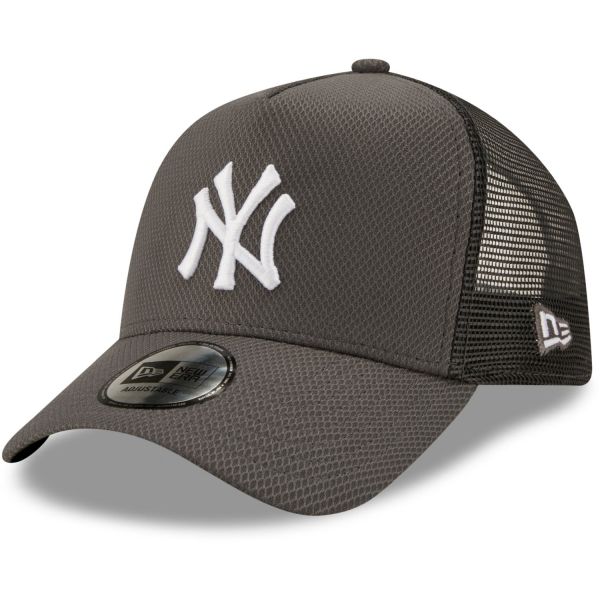 New Era Adjustable Trucker Cap - DIAMOND New York Yankees