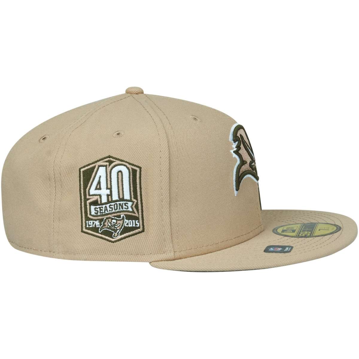 Casquette New Era NFL22 Tampa Bay Buccaneers 39Thirty - Beige/rouge, Neuf Avec étiquettes