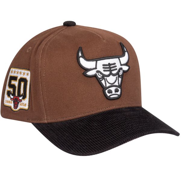 Mitchell & Ness Snapback Stretch Cap BLK PINK Chicago Bulls