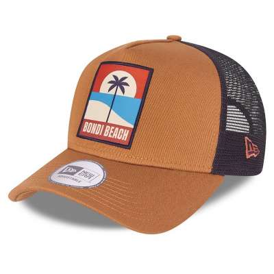 Casquette Trucker New Era 'Waikiki Beach Location Icon', Modèle A-Frame Réglable, Couleur Blanc Olive - Visière Courbée Et Mesh à L'arrière