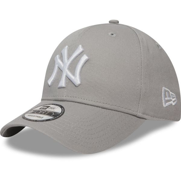 New Era 9Forty Adjustable Strapback Cap - New York Yankees