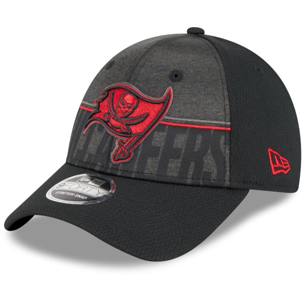 New Era 9FORTY Stretch Cap - TRAINING Tampa Bay Buccaneers