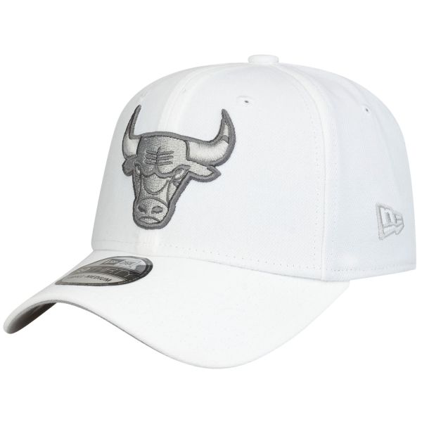 New Era 39Thirty Stretch Cap - Chicago Bulls optic white