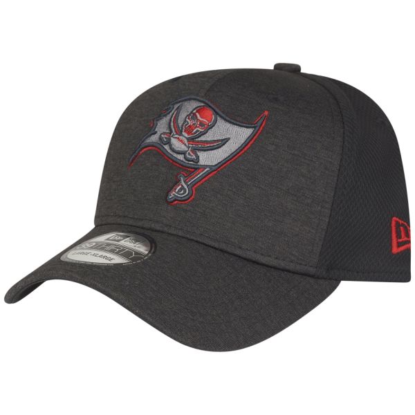 New Era 39Thirty Cap - SHADOW TECH Tampa Bay Buccaneers