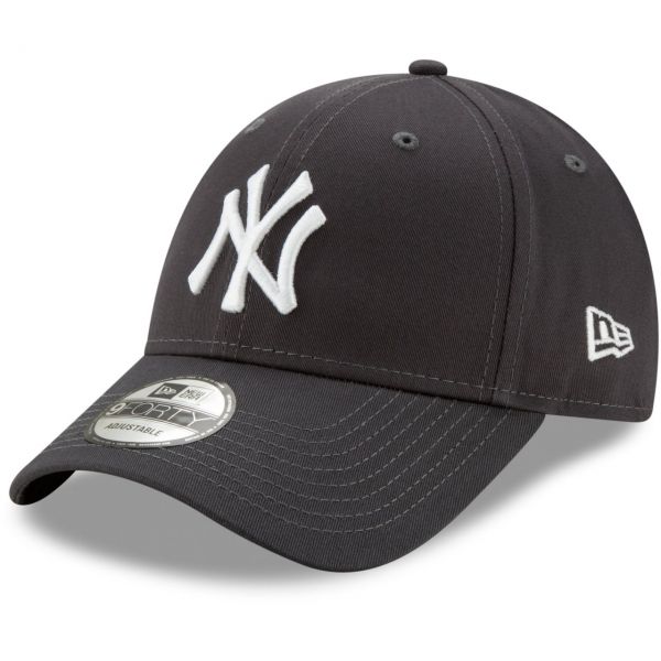 New Era 9Forty Strapback Cap - New York Yankees graphite