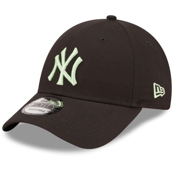 New Era 9Forty Strapback Cap - New York Yankees schwarz