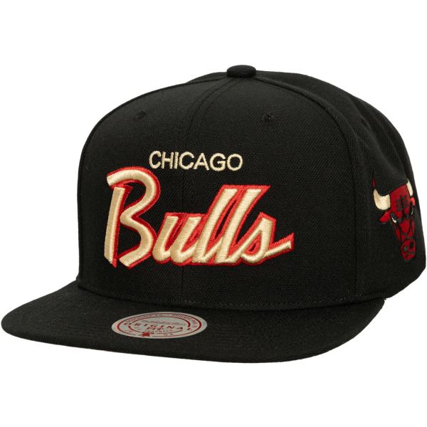 Mitchell & Ness Snapback Cap - CREAM SCRIPT Chicago Bulls
