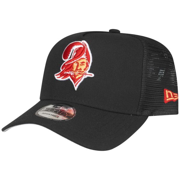 New Era Snapback Trucker Cap - RETRO Tampa Bay Buccaneers