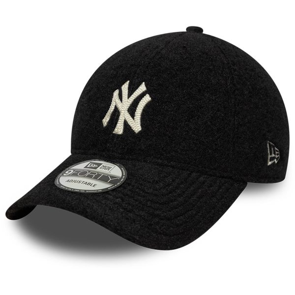 New Era 9Forty Strapback Sherpa Cap - BORG NY Yankees black