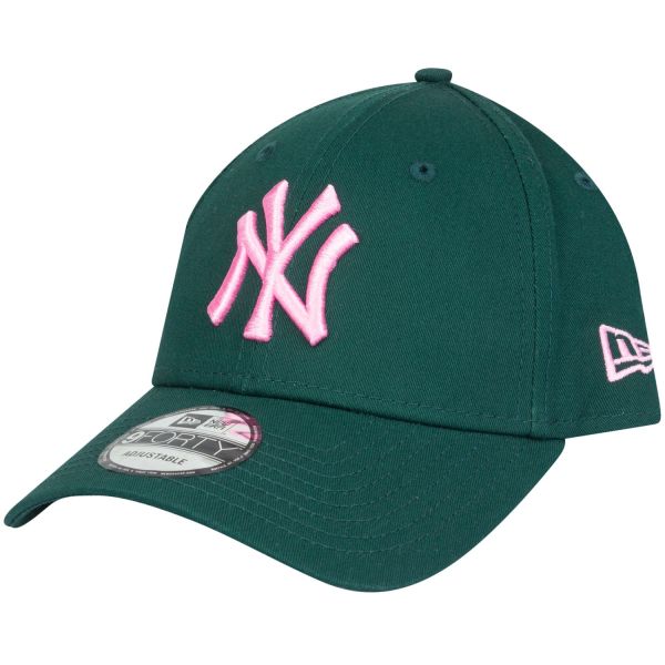 New Era 9Forty Strapback Cap - New York Yankees forest green