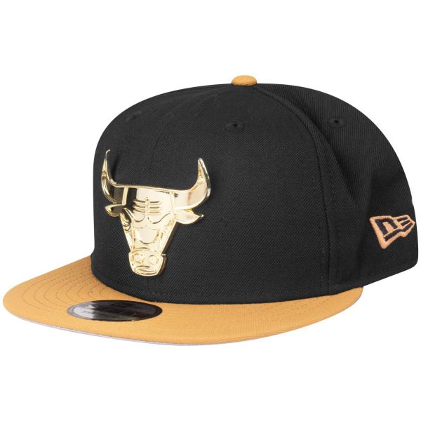 New Era 9Fifty Snapback Cap - METAL BADGE Chicago Bulls