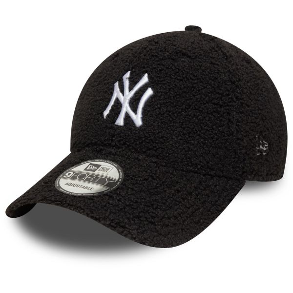 New Era 9Forty Strapback Sherpa Cap BORG NY Yankees schwarz