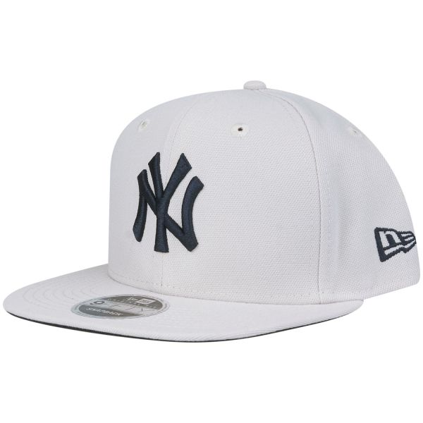 New Era 9Fifty Original Snapback Cap New York Yankees stone