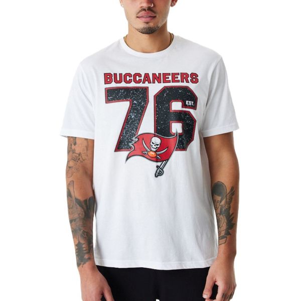 New Era NFL Shirt - DISTRESSED Tampa Bay Buccaneers