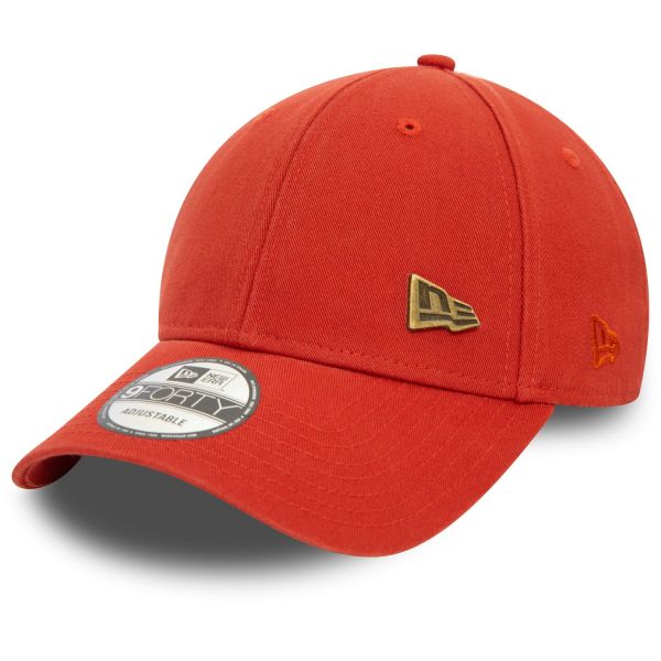 New Era 9Forty Strapback Cap - METAL PIN BADGE rusty red